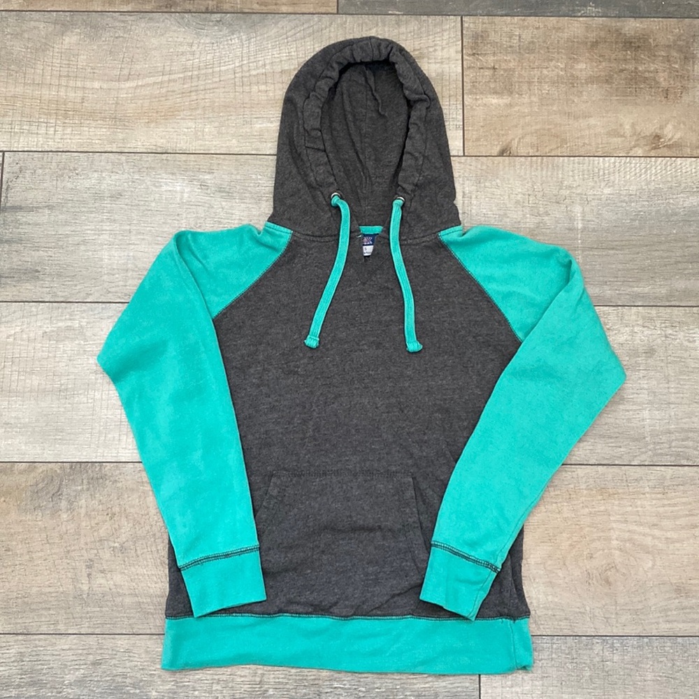 Women’s Green & Grey Vintage Style Raglan Hoodie Size Small EUC